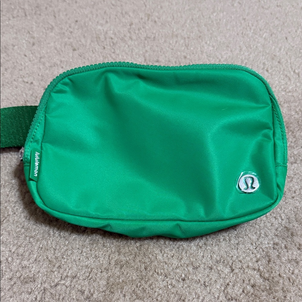 lululemon athletica Green Mini Bag